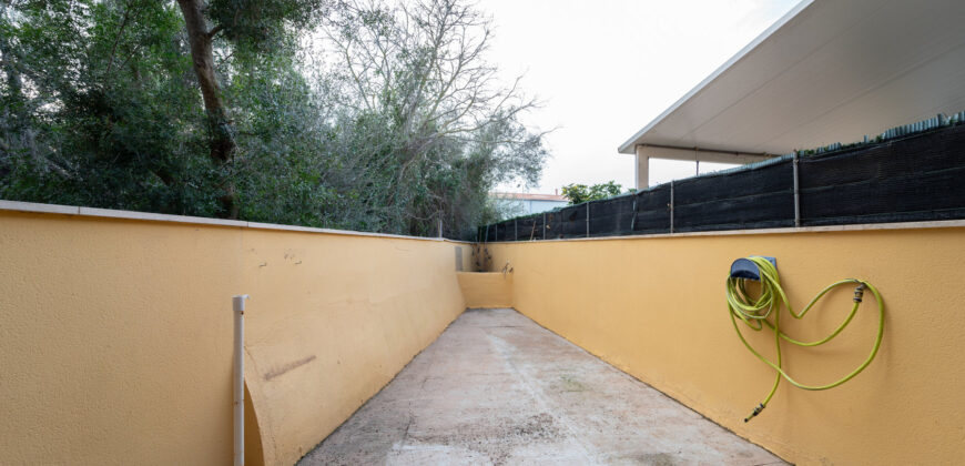 Townhouse for Rent in Ses Salines – space, light, and a prime location