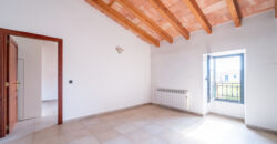 Casa de pueblo señorial en venta en Ses Salines: 6 habitaciones, gran jardín y terrazas