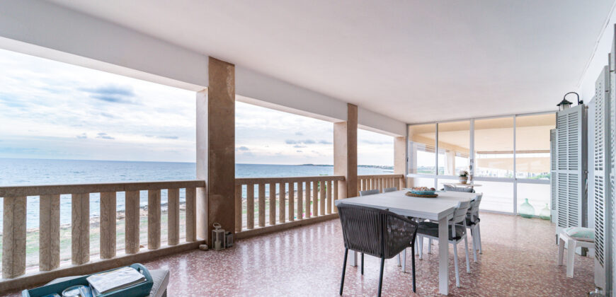 Primera planta en primera línea en Sa Rápita con gran terraza, vistas al mar y alquiler temporal