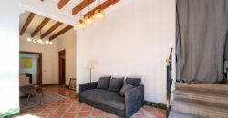 Village house for rent in Ses Salines with large patio — 4 bedrooms, 140 m², quiet street Village house for rent in Ses Salines with large patio — 4 bedrooms, 140 m², quiet street