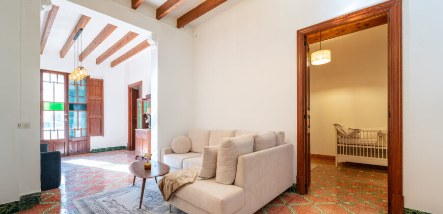 Village house for rent in Ses Salines with large patio — 4 bedrooms, 140 m², quiet street Village house for rent in Ses Salines with large patio — 4 bedrooms, 140 m², quiet street
