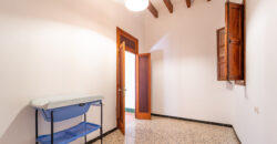 Village house for rent in Ses Salines with large patio — 4 bedrooms, 140 m², quiet street Village house for rent in Ses Salines with large patio — 4 bedrooms, 140 m², quiet street