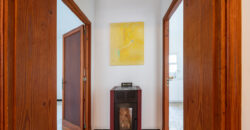 Village house for rent in Ses Salines with large patio — 4 bedrooms, 140 m², quiet street Village house for rent in Ses Salines with large patio — 4 bedrooms, 140 m², quiet street