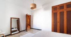 Village house for rent in Ses Salines with large patio — 4 bedrooms, 140 m², quiet street Village house for rent in Ses Salines with large patio — 4 bedrooms, 140 m², quiet street