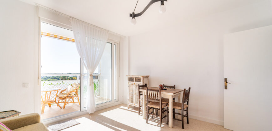 Apartamento en alquiler con terraza y vistas al mar en calas de mallorca