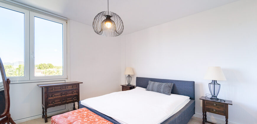 Apartamento en alquiler con terraza y vistas al mar en calas de mallorca