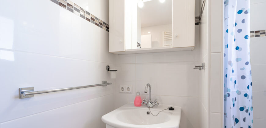 Apartamento en alquiler con terraza y vistas al mar en calas de mallorca