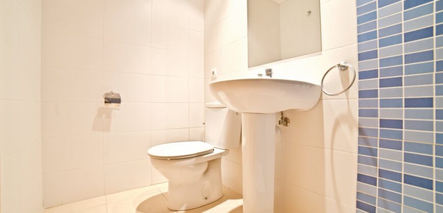 Langzeitmiete in Campos: Moderne 3-Zimmer-Wohnung mit ausgestatteter Küche und hochwertigen Oberflächen