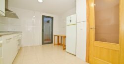 Langzeitmiete in Campos: Moderne 3-Zimmer-Wohnung mit ausgestatteter Küche und hochwertigen Oberflächen