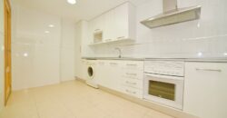 Langzeitmiete in Campos: Moderne 3-Zimmer-Wohnung mit ausgestatteter Küche und hochwertigen Oberflächen