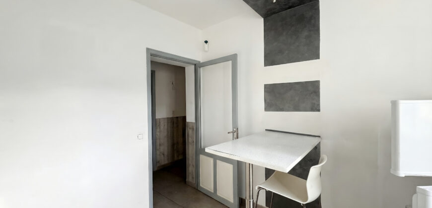 Alquiler de chalet en Sa Rápita: Planta baja de 4 habitaciones con gran jardín y barbacoa