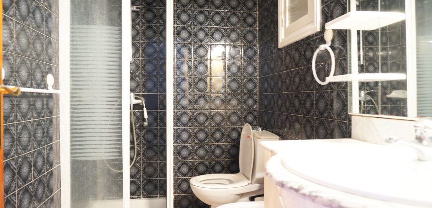 Alquiler de piso en Colonia de Sant Jordi: 3 habitaciones, chimenea y terraza en azotea