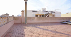 Alquiler de piso en Colonia de Sant Jordi: 3 habitaciones, chimenea y terraza en azotea