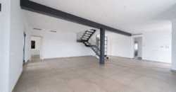 Espectacular Villa de Lujo en Ses Salines: Arquitectura tradicional, interior de diseño y privacidad absoluta