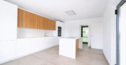 Espectacular Villa de Lujo en Ses Salines: Arquitectura tradicional, interior de diseño y privacidad absoluta