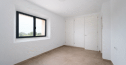 Espectacular Villa de Lujo en Ses Salines: Arquitectura tradicional, interior de diseño y privacidad absoluta