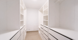 Espectacular Villa de Lujo en Ses Salines: Arquitectura tradicional, interior de diseño y privacidad absoluta