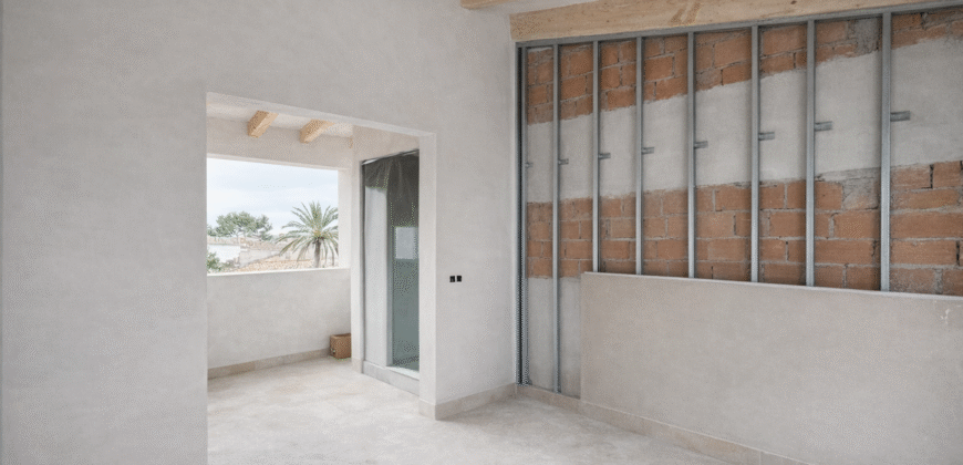 Alquiler de casa de pueblo de diseño en Santanyí: Renovada, con garaje y ascensor junto a la Plaza Mayor