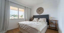 Großzügige Wohnung zum Verkauf mit Terrasse und Meerblick in Portopetro