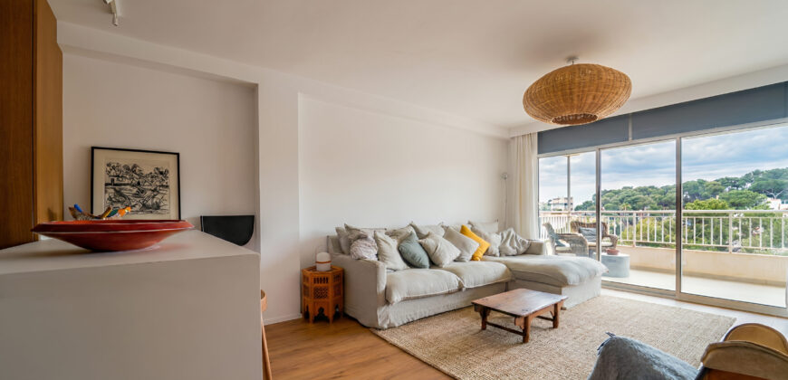 Großzügige Wohnung zum Verkauf mit Terrasse und Meerblick in Portopetro