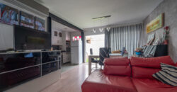 Exclusivo adosado en venta con piscina en una calle tranquila de Ses Salines