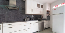 Exclusivo adosado en venta con piscina en una calle tranquila de Ses Salines