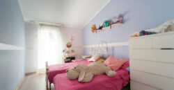 Exclusivo adosado en venta con piscina en una calle tranquila de Ses Salines