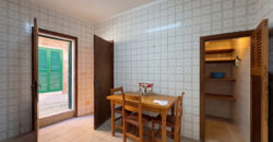 Auténtica casa de pueblo para reformar en venta en Ses Salines