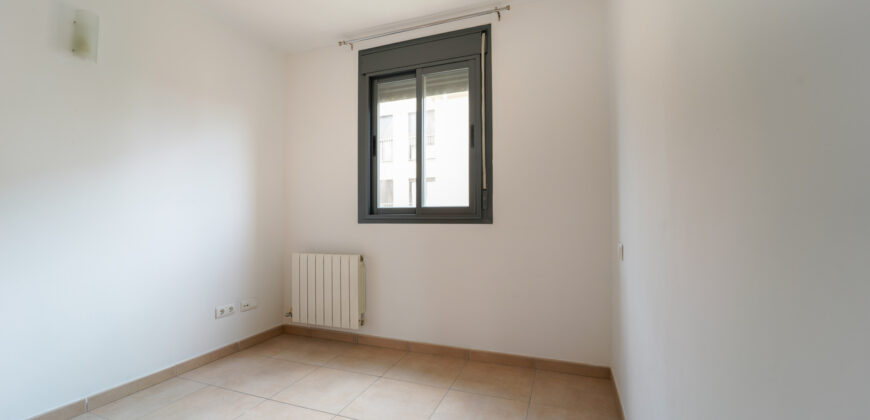 Luminoso piso exterior en alquiler sin amueblar en la zona Ronda Institut de Manacor