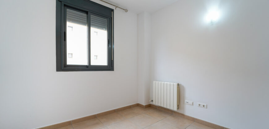 Luminoso piso exterior en alquiler sin amueblar en la zona Ronda Institut de Manacor