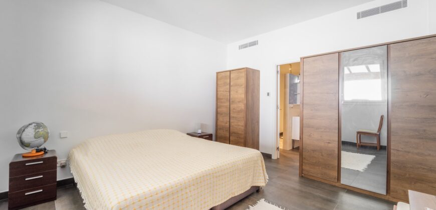 Planta baja en alquiler en Campos con jardín, piscina y terraza