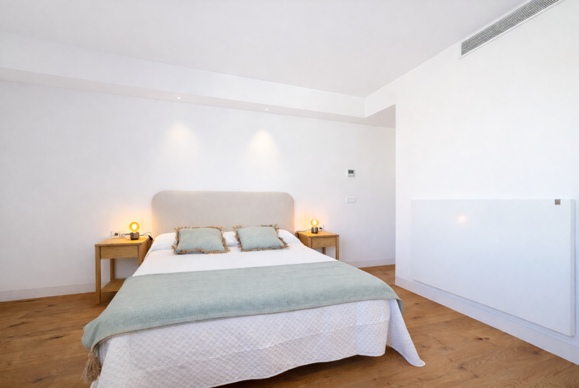 Ático en la Plaza Sant Francesc de Palma — 116 m², 3 dorm. exteriores, reformado, domótica