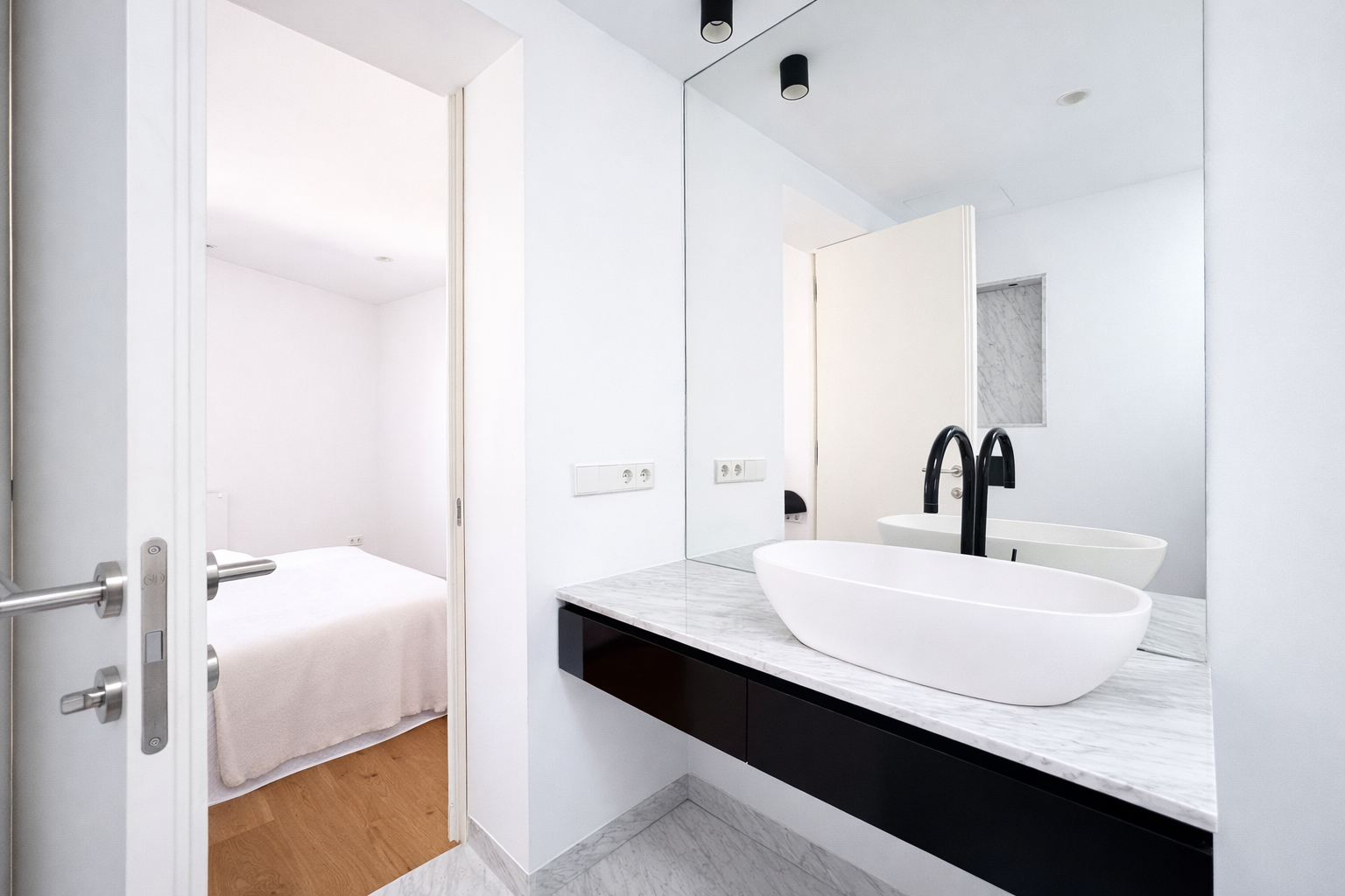 Ático en la Plaza Sant Francesc de Palma — 116 m², 3 dorm. exteriores, reformado, domótica