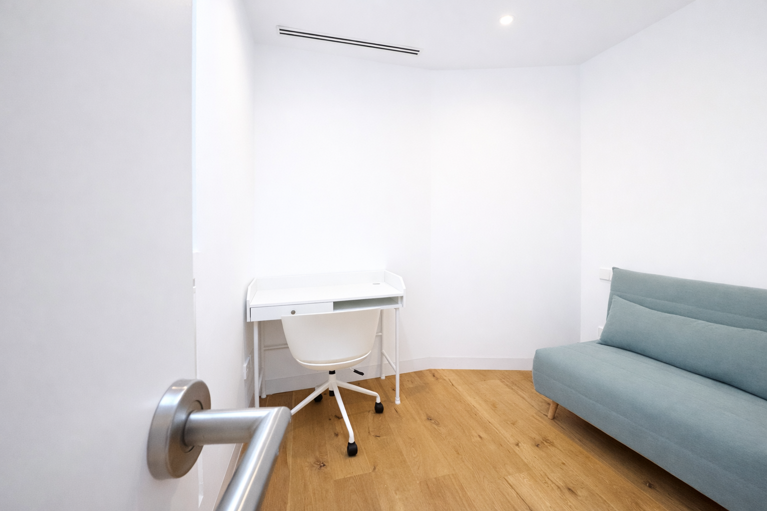 Ático en la Plaza Sant Francesc de Palma — 116 m², 3 dorm. exteriores, reformado, domótica