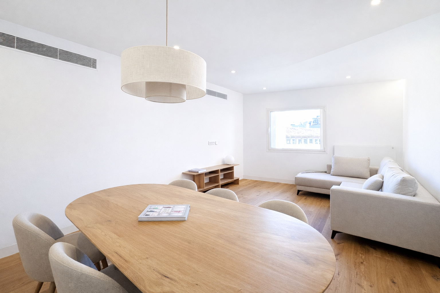 Ático en la Plaza Sant Francesc de Palma — 116 m², 3 dorm. exteriores, reformado, domótica