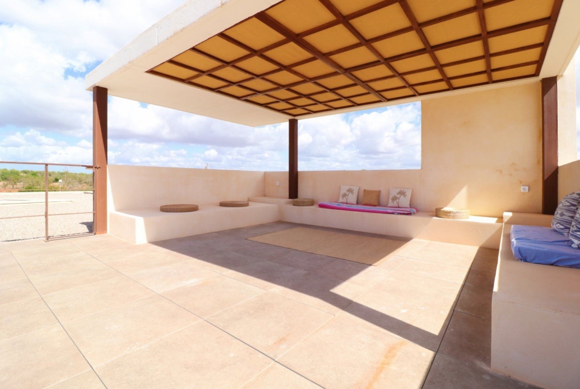 Chalet a estrenar con piscina en Sa Rápita, Campos