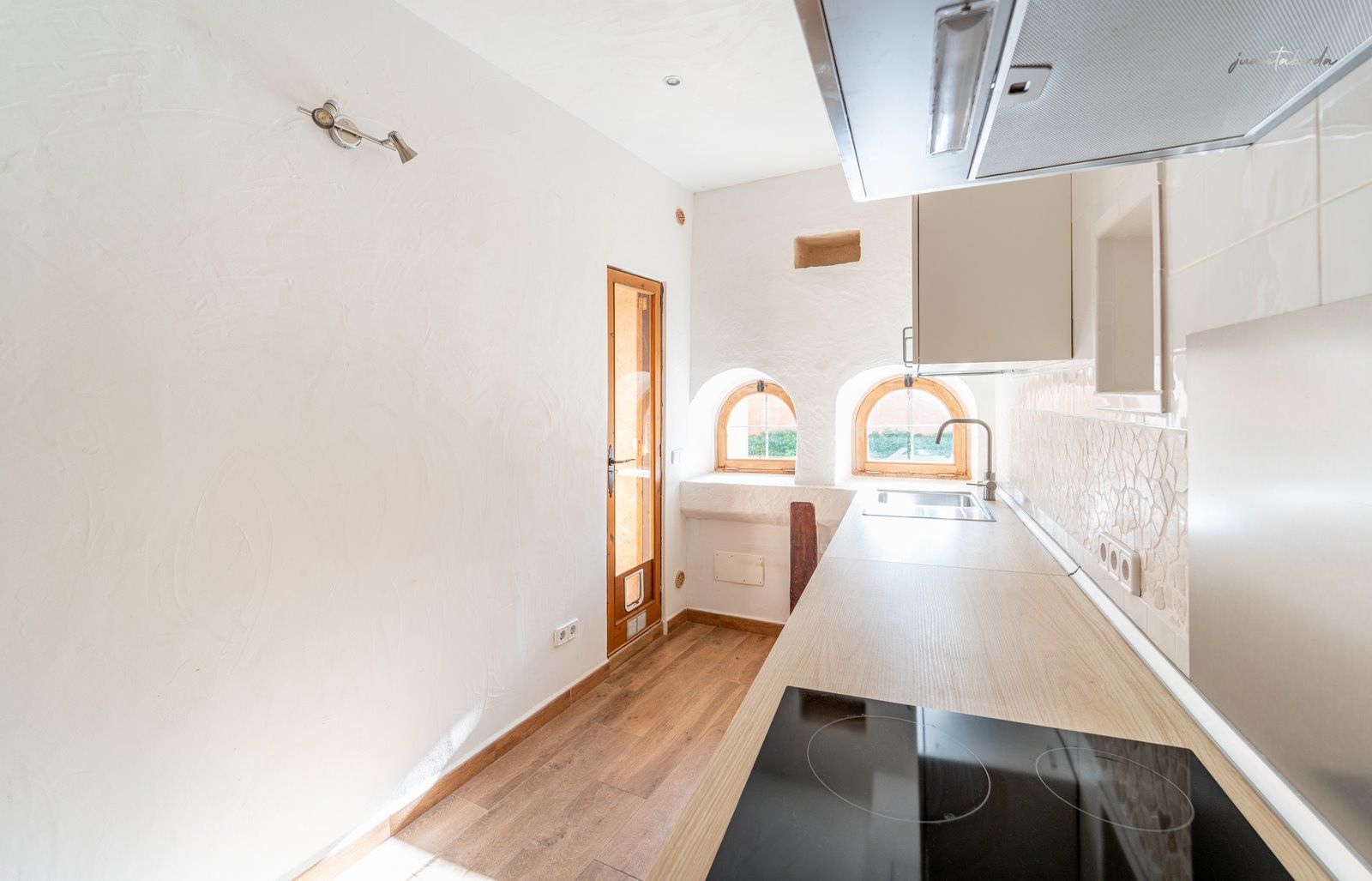 Casa de pueblo renovada de 223 m² con gran terraza en alquiler en Es Llombards