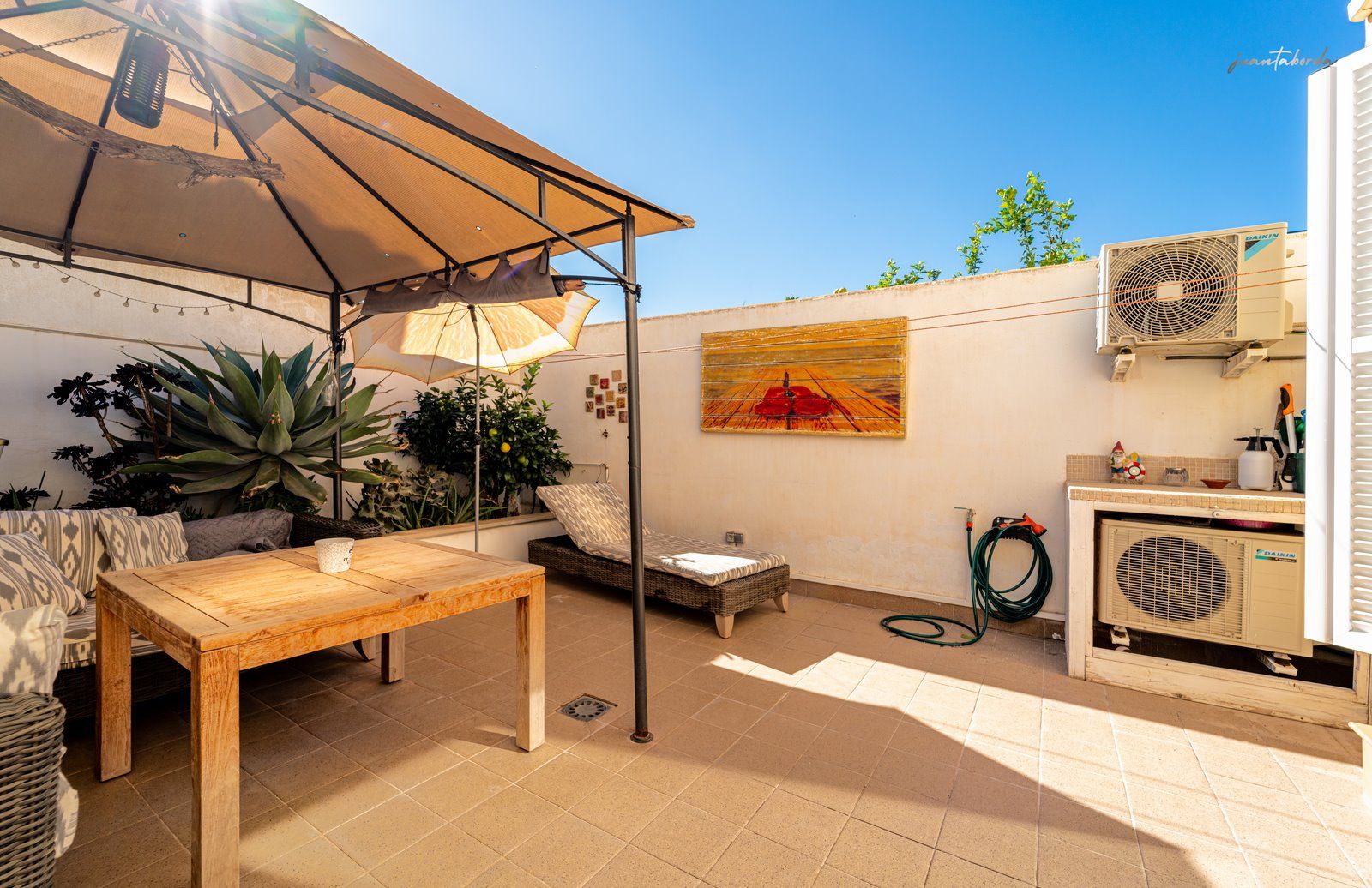 1139-Semidetached-house-for-sale-in-Ses-Salines-14-Copiar.jpg Casa adosada en alquiler en Ses Salines con terraza y chimenea
