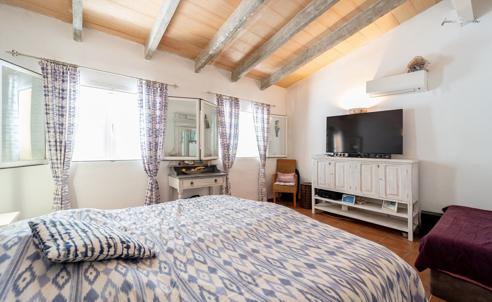 1139-Semidetached-house-for-sale-in-Ses-Salines-25-Copiar.jpg Reihenhaus zur Miete in Ses Salines mit Terrasse und Kamin