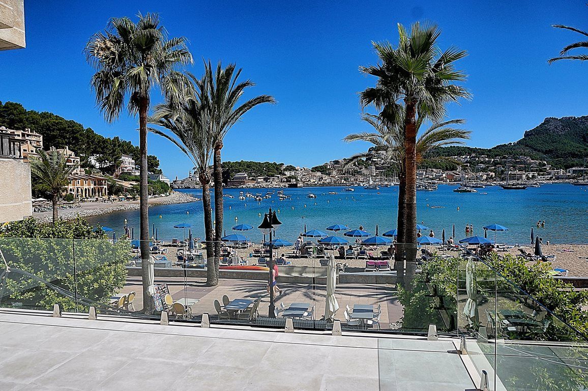 Casa en primera línea de mar en Port de Sóller · 4 suites