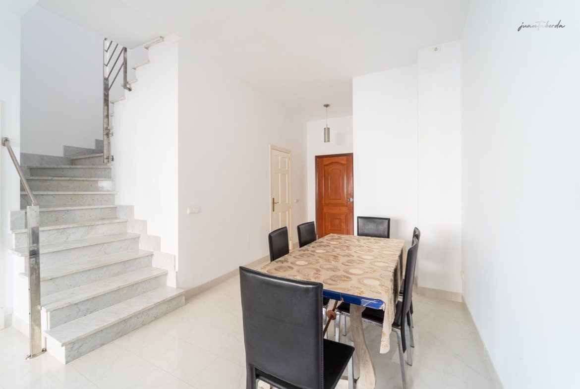 Casa adosada en alquiler en Ses Salines con piscina