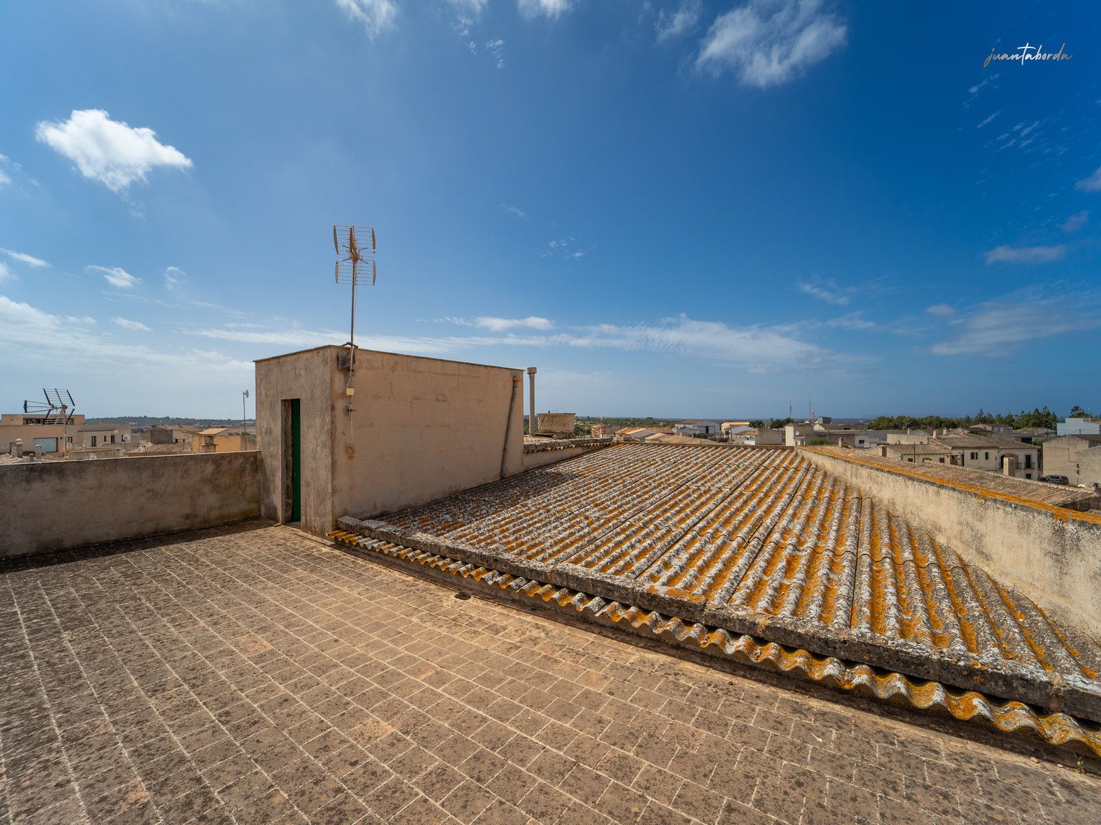 Dreigeschossiges Eckhaus mit Aussicht in Ses Salines