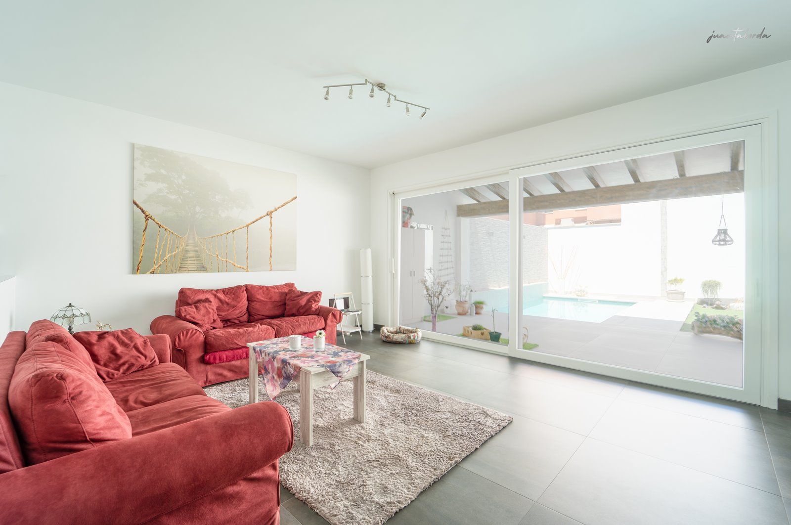 Casa de pueblo con piscina en Campos — 240 m², 5 dormitorios, dos plantas independientes