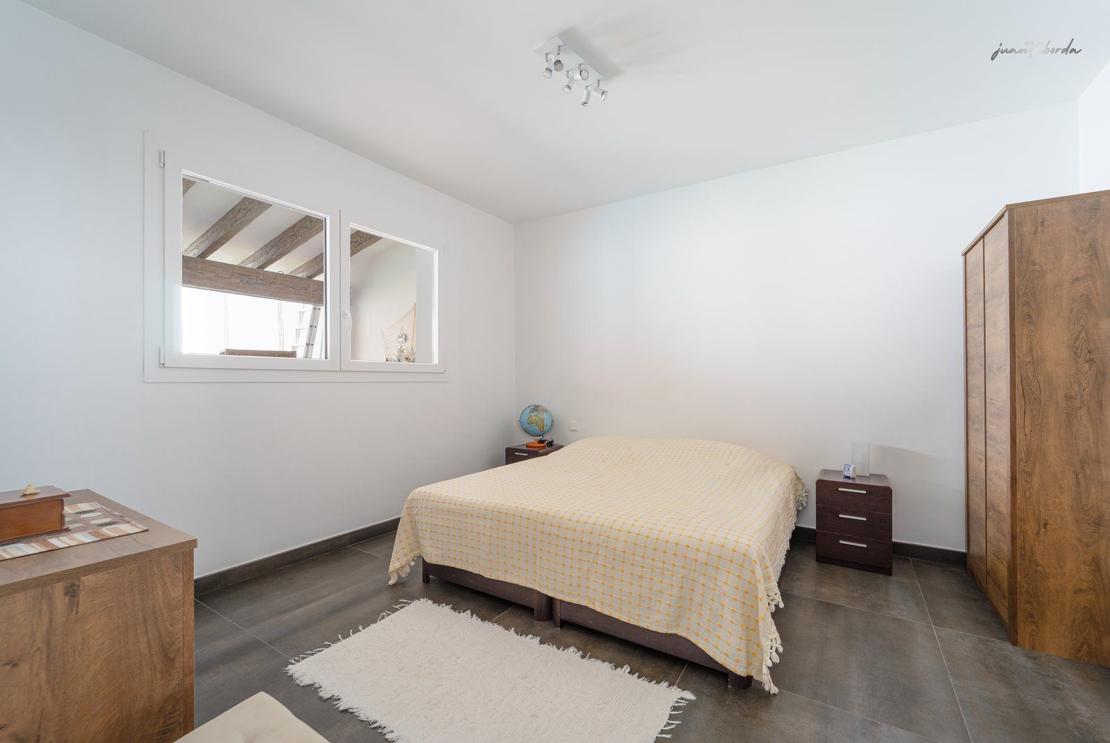 Casa de pueblo con piscina en Campos — 240 m², 5 dormitorios, dos plantas independientes