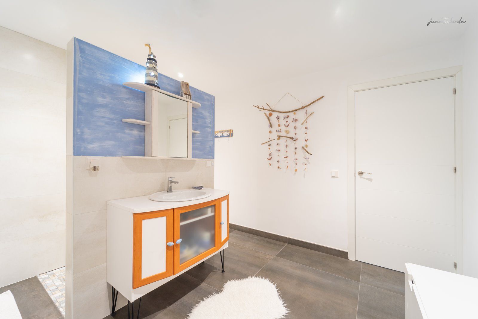 Casa de pueblo con piscina en Campos — 240 m², 5 dormitorios, dos plantas independientes
