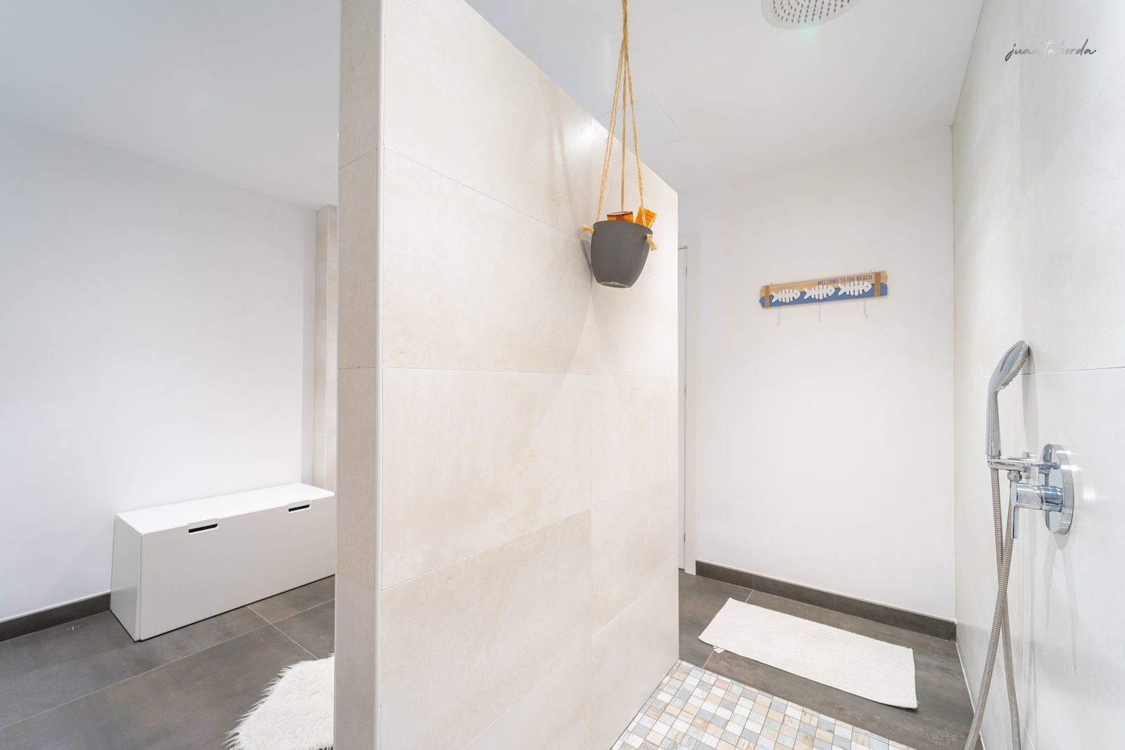 Casa de pueblo con piscina en Campos — 240 m², 5 dormitorios, dos plantas independientes
