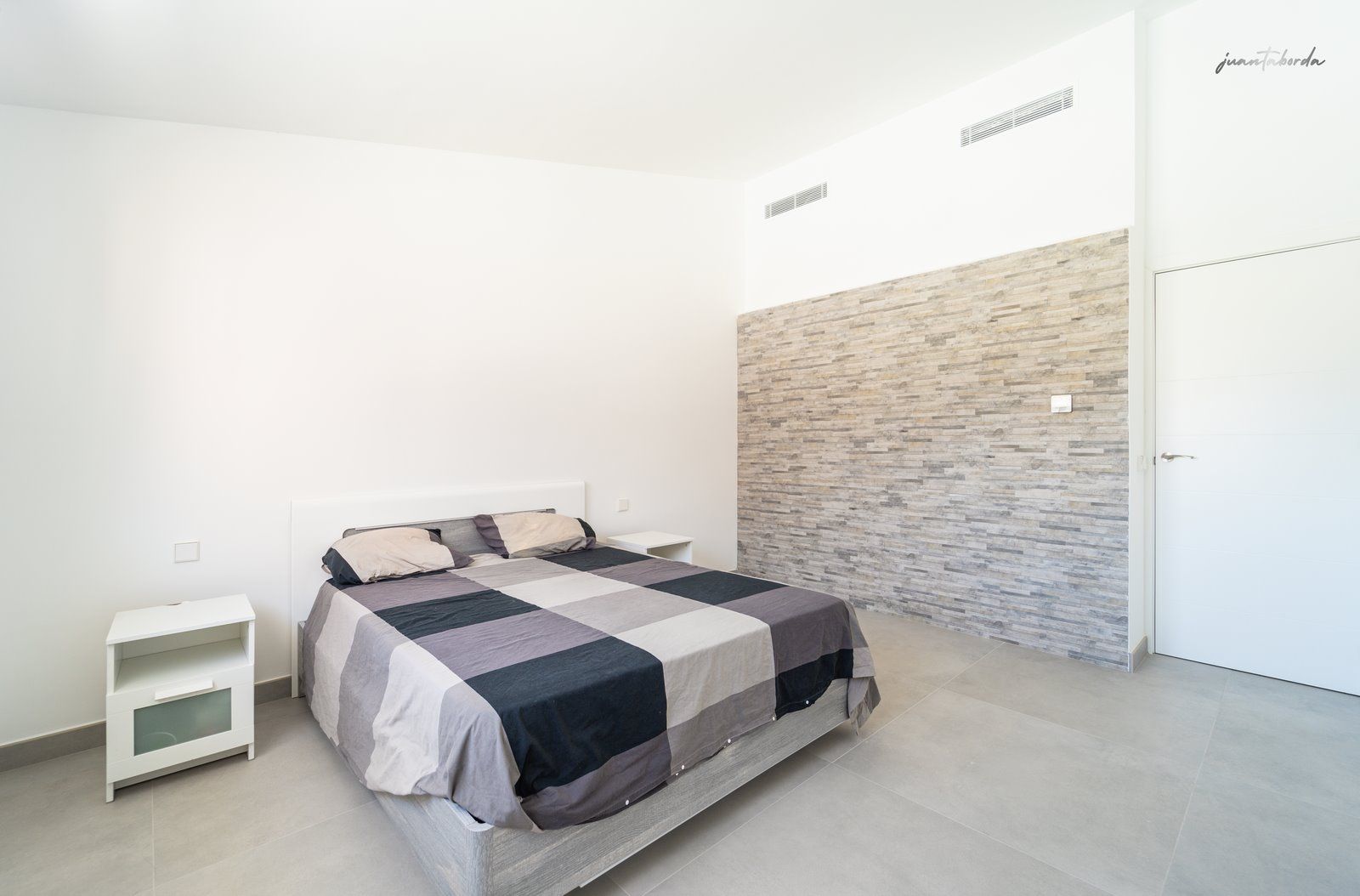 Casa de pueblo con piscina en Campos — 240 m², 5 dormitorios, dos plantas independientes