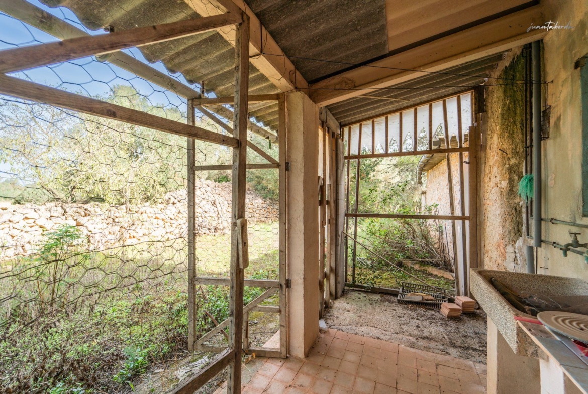 Casa de campo a reformar en Campos con 14.000 m² de parcela