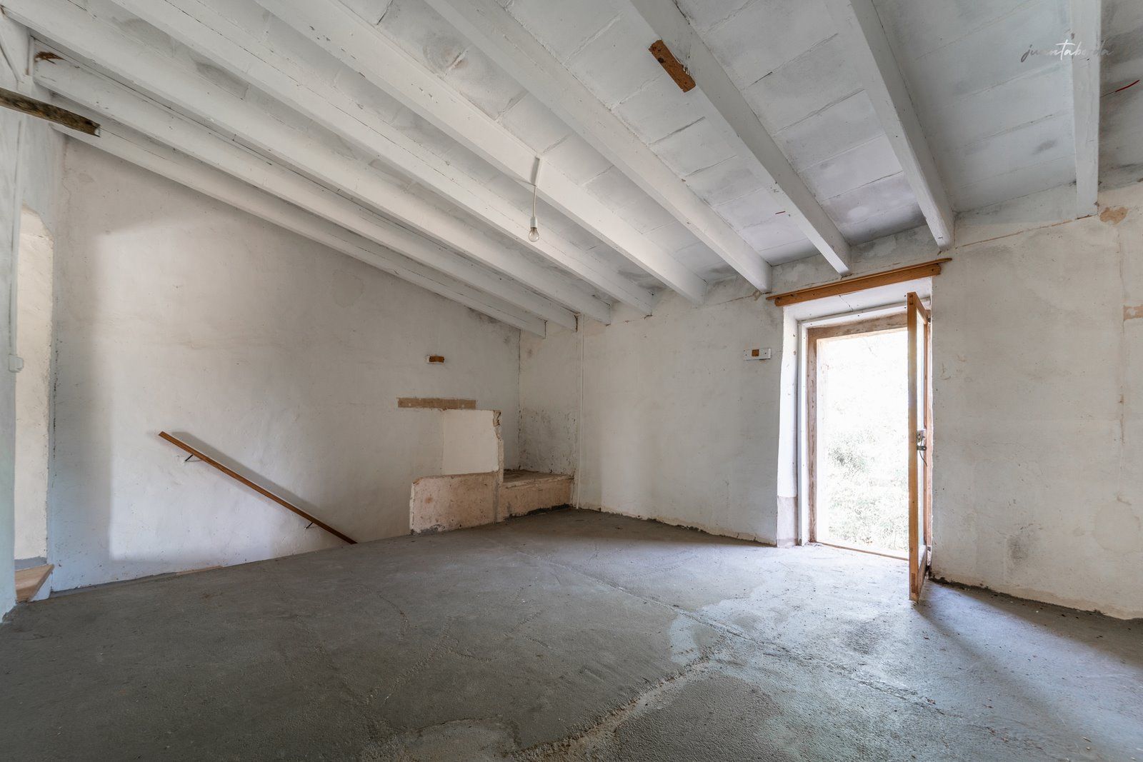 1303-Casa-de-campo-en-venta-junto-a-Campos_-17-Copiar.jpg Casa de campo a reformar en Campos con 14.000 m² de parcela
