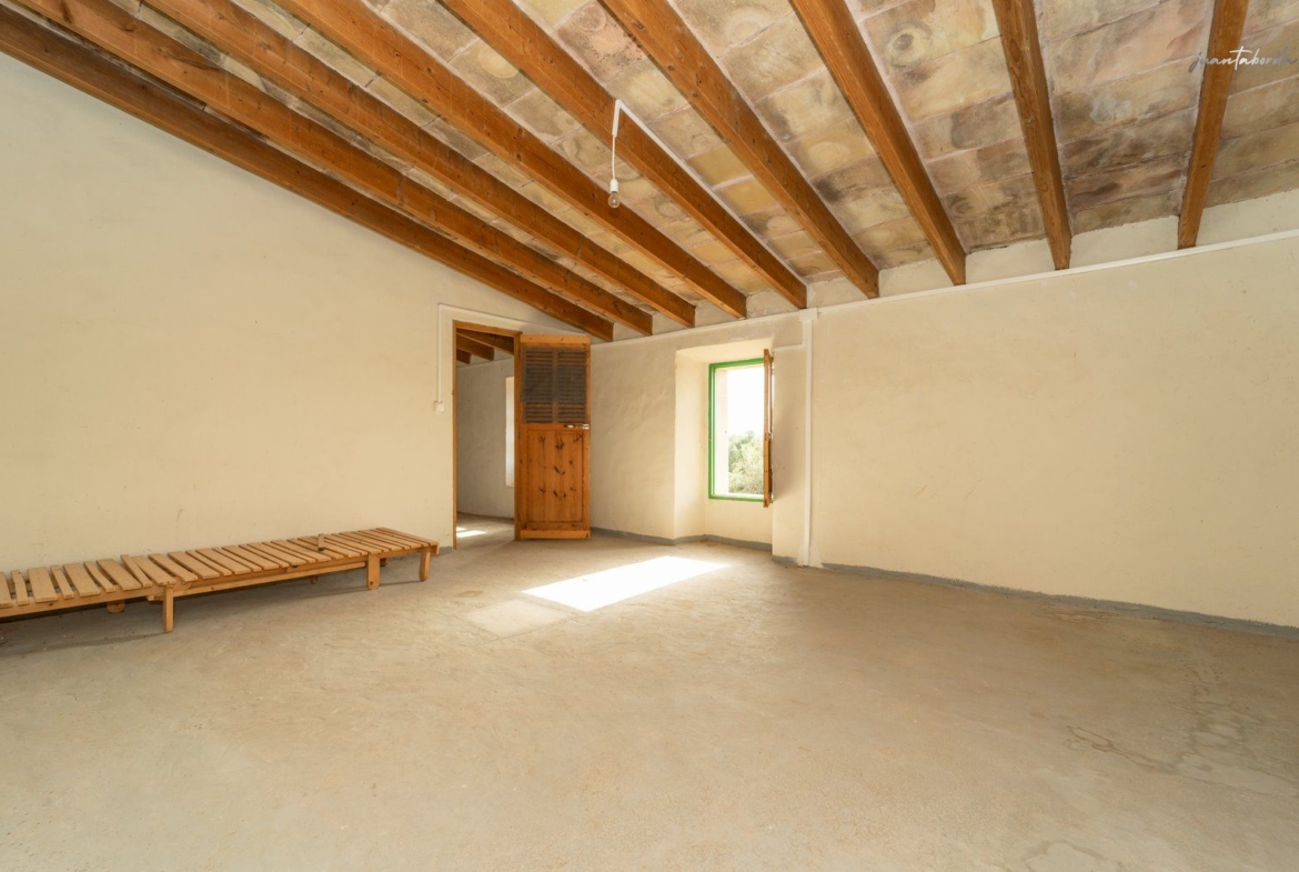 Casa de campo a reformar en Campos con 14.000 m² de parcela